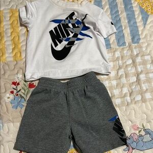 Nike Kids White and Gray Outfit